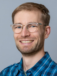 Leonard Mathias crop 200x267 Coverbild Abhören an der Küste